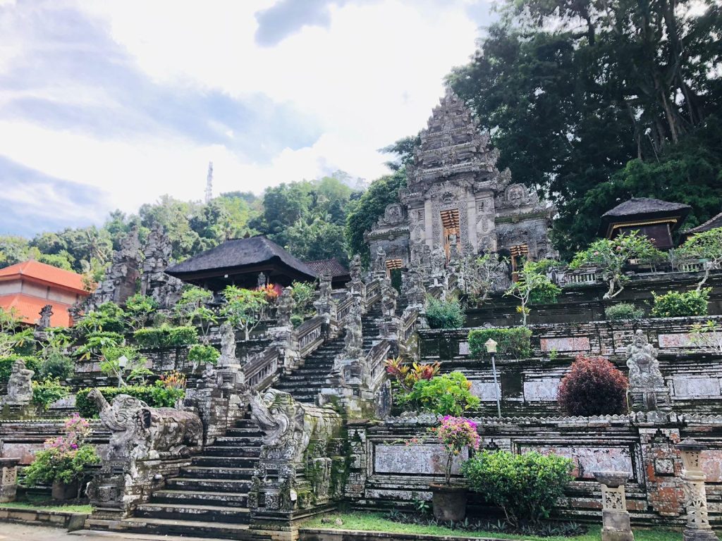 08 Excursion Naturaleza y Cultura _Bali_Templo Kehen
